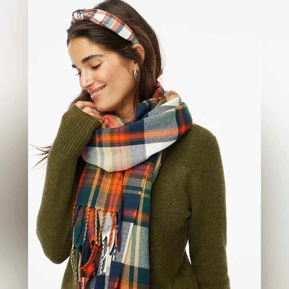 JCrew Classic Plaid Scarf- White Juniper